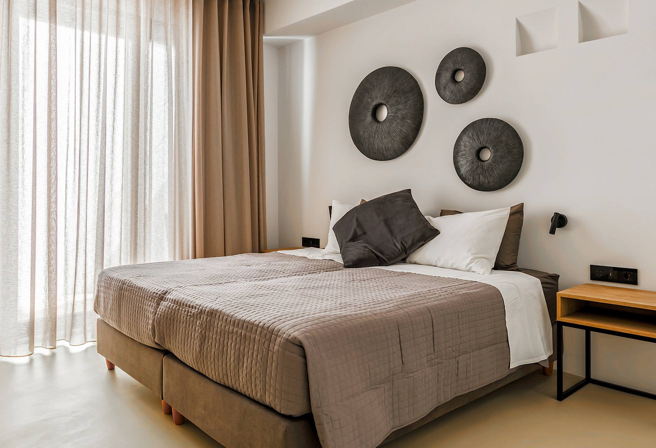 Room 4