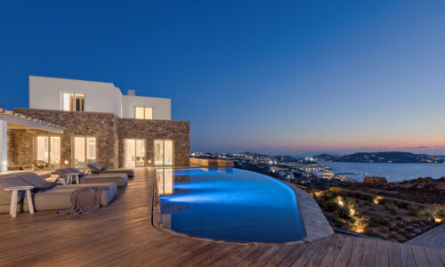 Mykonos Vip Tourlos